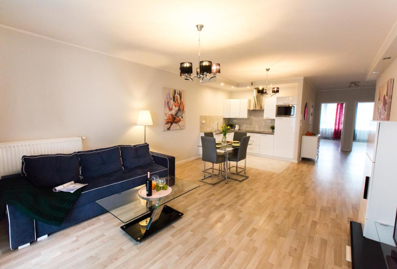 Pcd Aparthotel Ochota Warszawa Zewnętrze zdjęcie