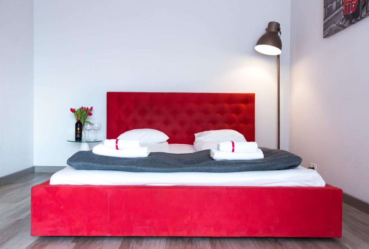Pcd Aparthotel Ochota Warszawa Zewnętrze zdjęcie