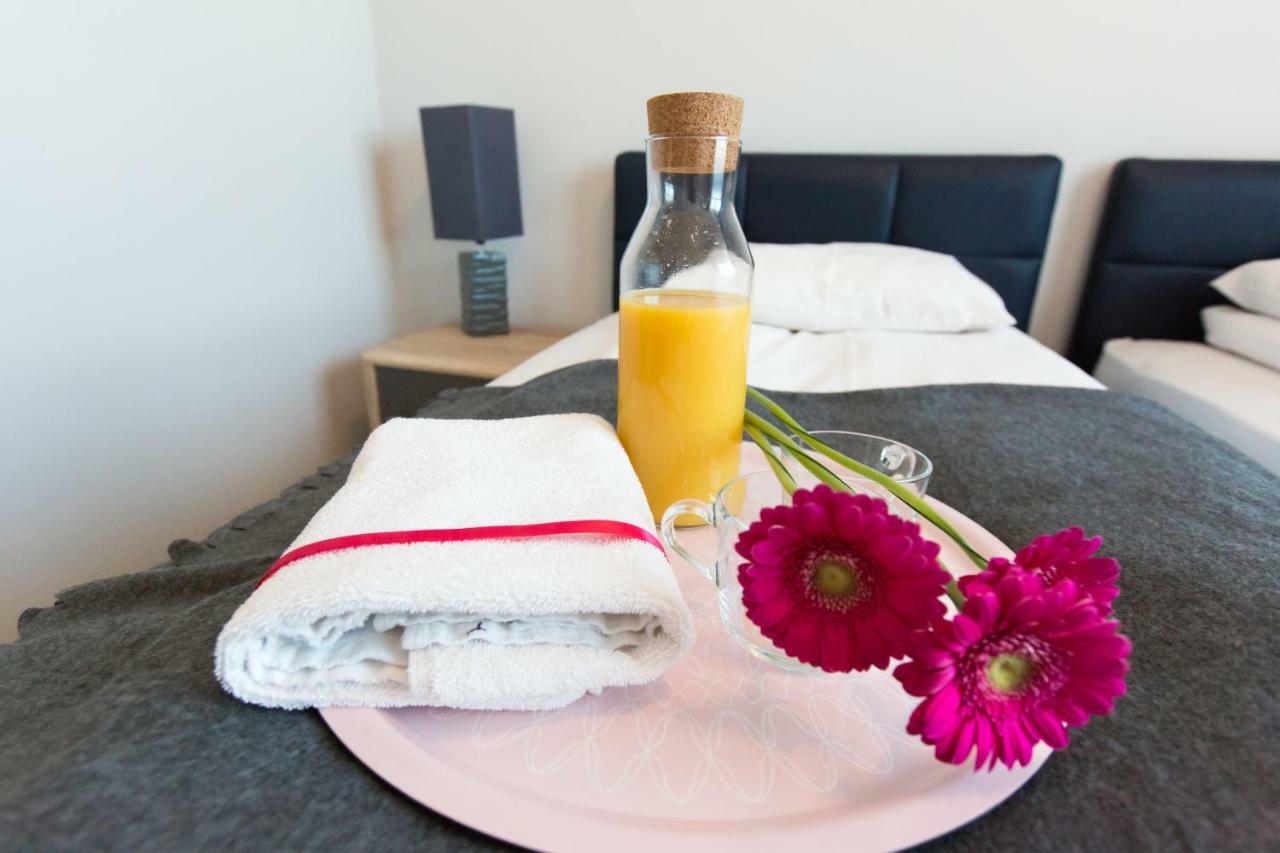 Pcd Aparthotel Ochota Warszawa Zewnętrze zdjęcie