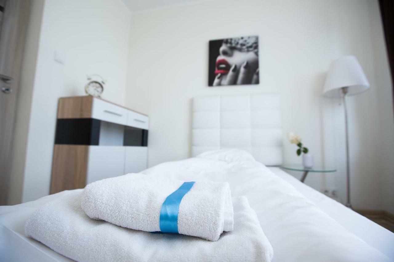 Pcd Aparthotel Ochota Warszawa Zewnętrze zdjęcie