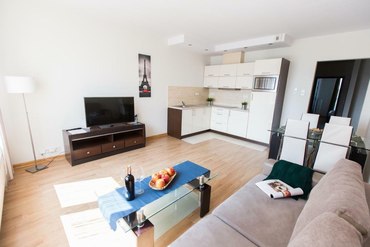 Pcd Aparthotel Ochota Warszawa Zewnętrze zdjęcie